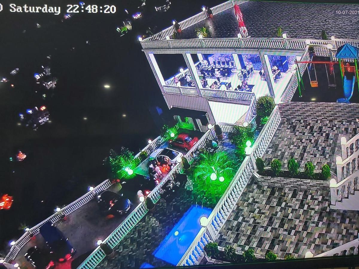 Hotel Zura Palace Kvariati Esterno foto