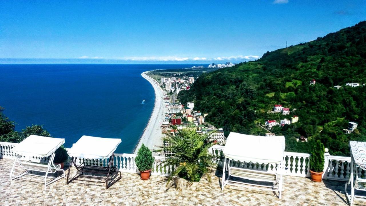 Hotel Zura Palace Kvariati Esterno foto