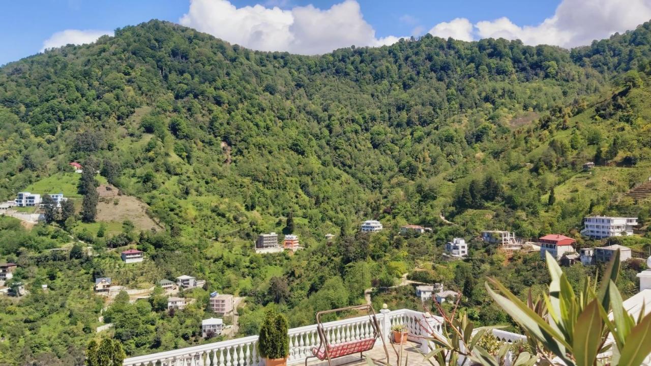 Hotel Zura Palace Kvariati Esterno foto