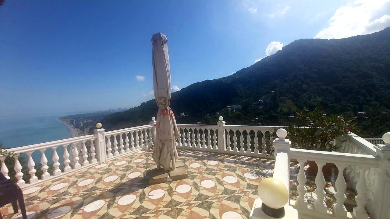 Hotel Zura Palace Kvariati Esterno foto
