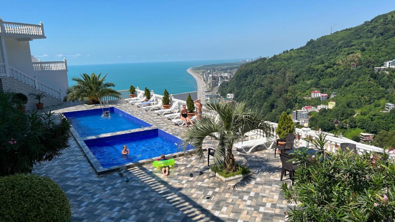 Hotel Zura Palace Kvariati Esterno foto